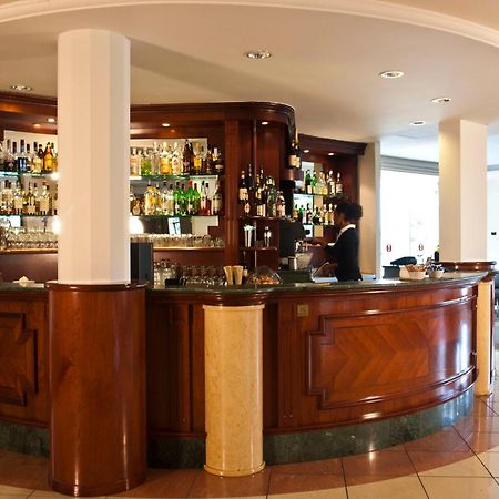 Hotel Villa Ducale Parma Bagian luar foto