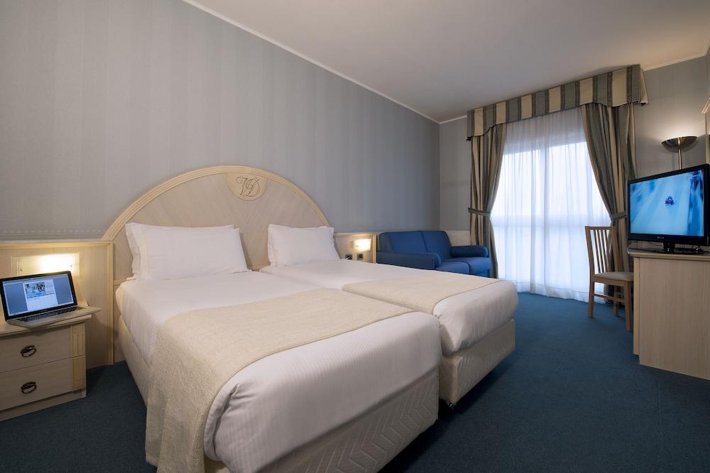 Hotel Villa Ducale Parma Bagian luar foto