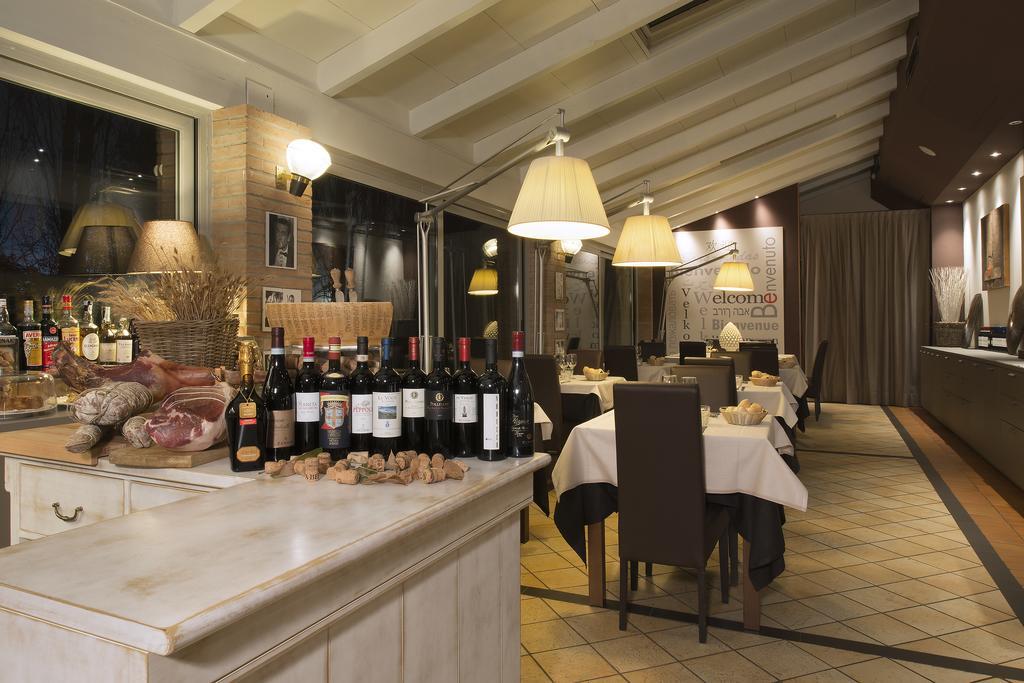 Hotel Villa Ducale Parma Bagian luar foto