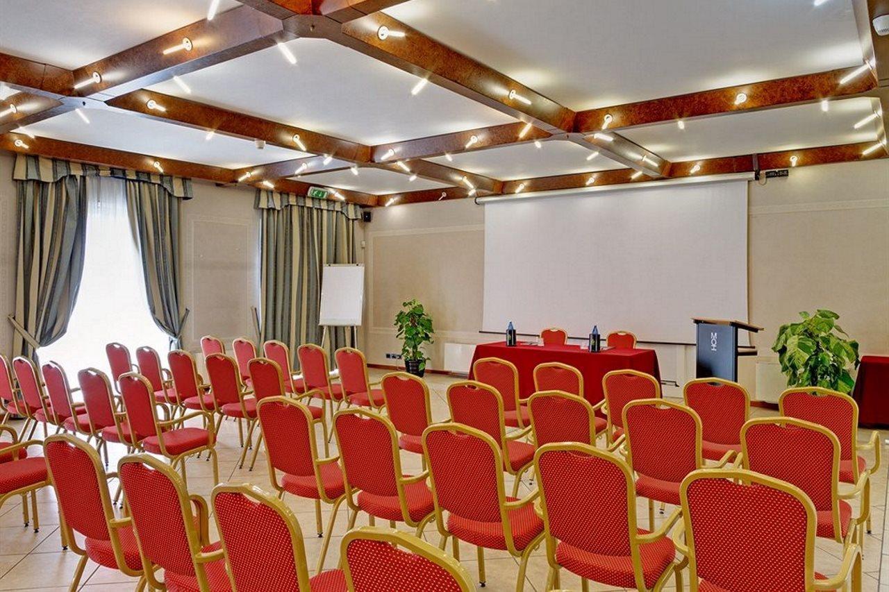 Hotel Villa Ducale Parma Bagian luar foto